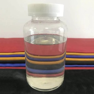 低分子量聚丙烯酸钠在石油工业中的具体应用是什么？
